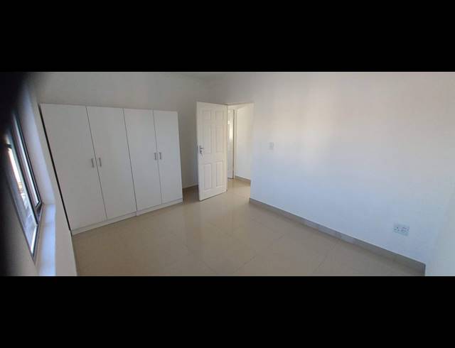 2 BEDROOM DUPLEX TO LET IN RISECLIFF